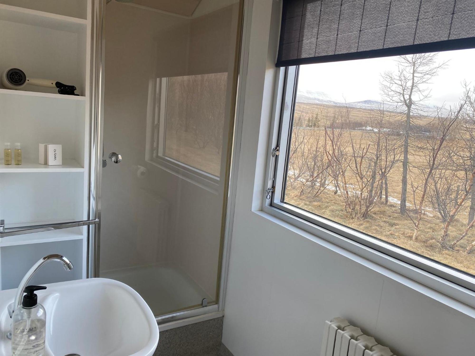 Bakkafloet Guesthouse Вармахлид Экстерьер фото