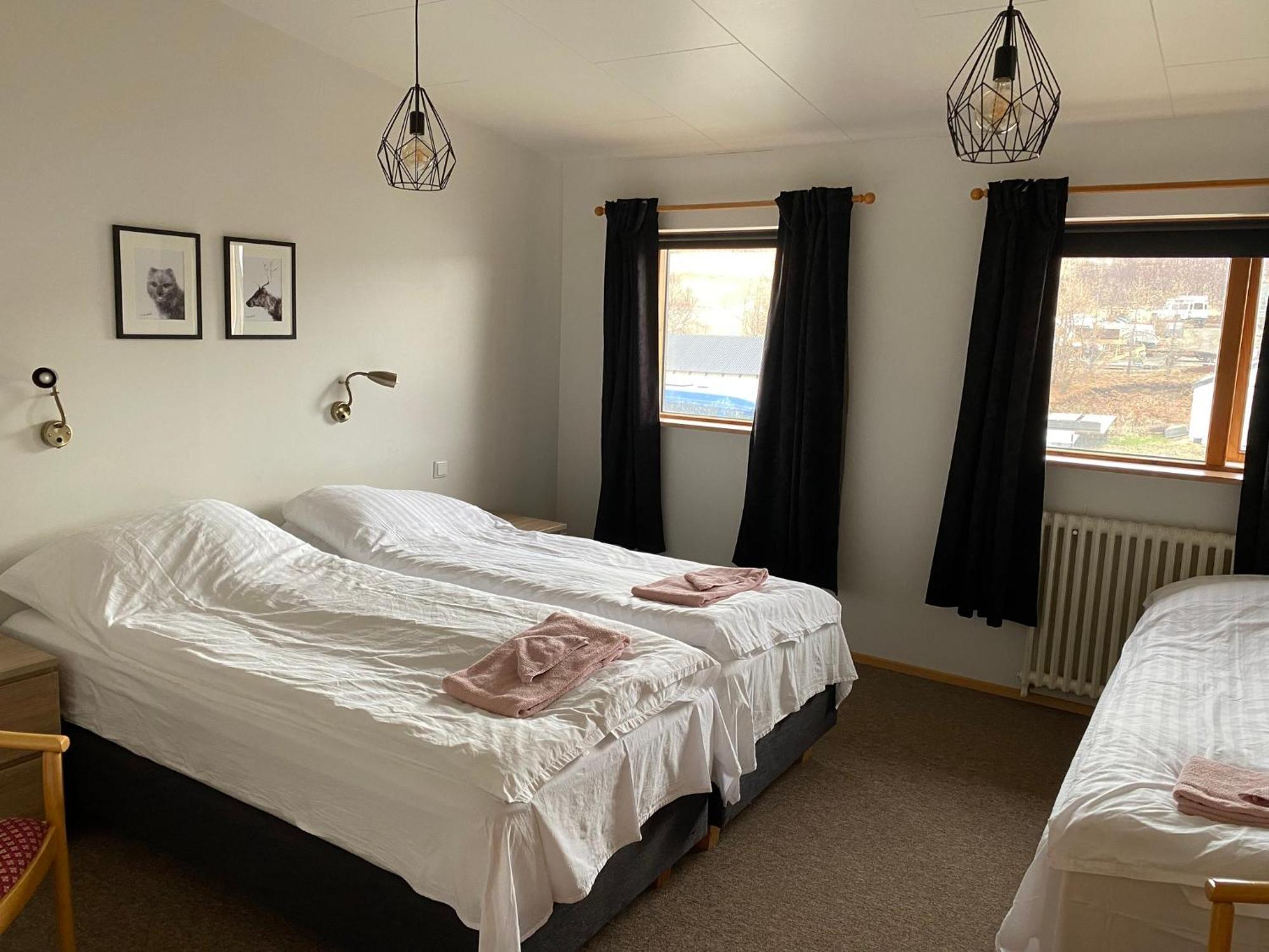 Bakkafloet Guesthouse Вармахлид Экстерьер фото