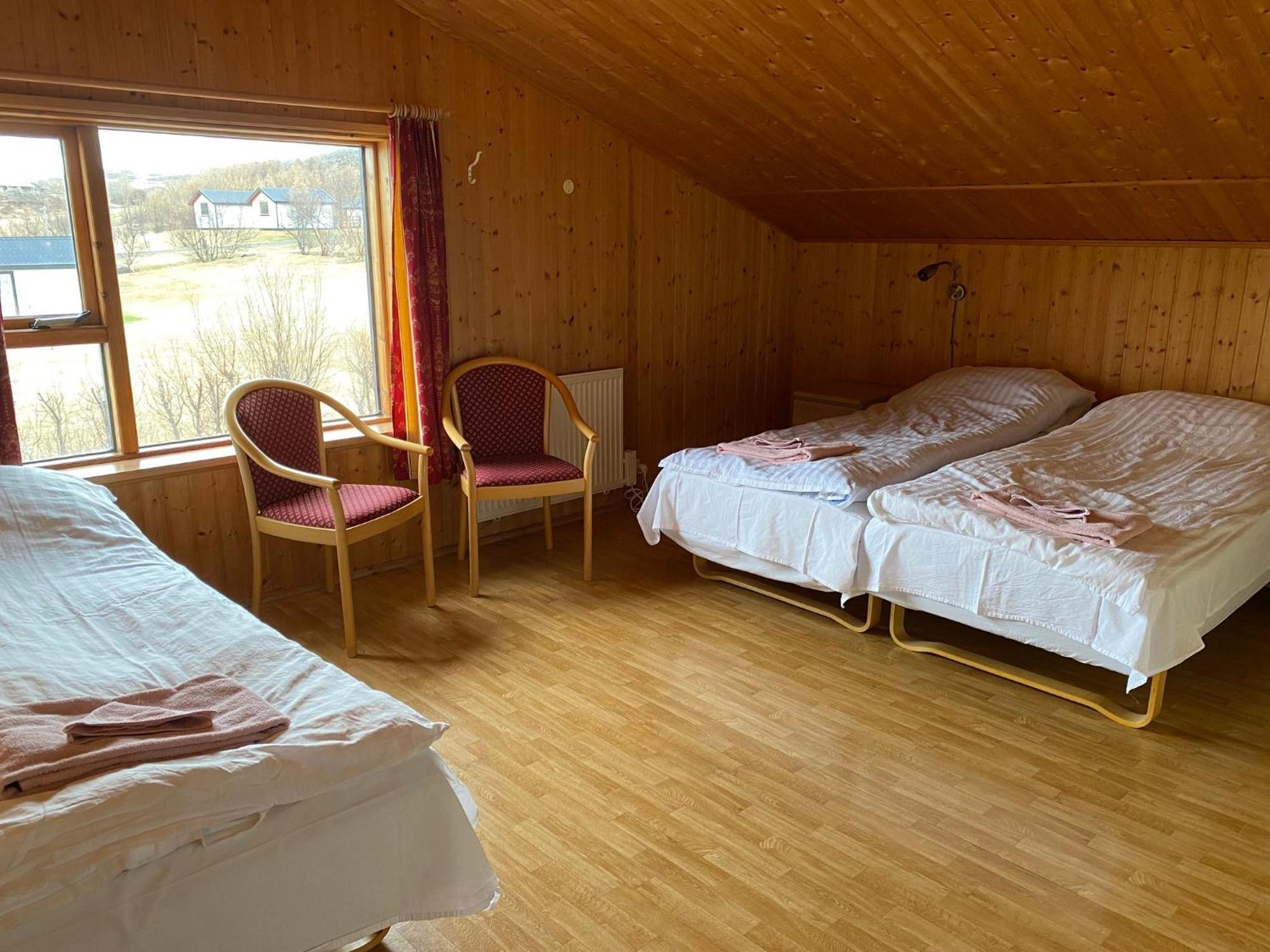 Bakkafloet Guesthouse Вармахлид Экстерьер фото