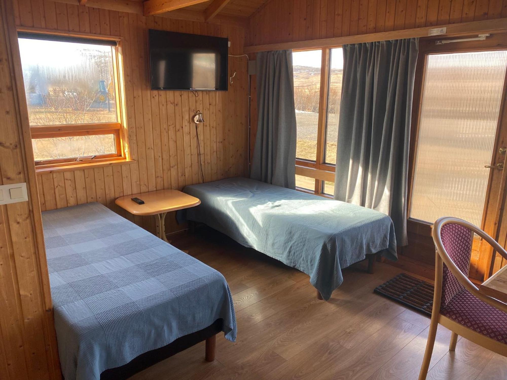 Bakkafloet Guesthouse Вармахлид Экстерьер фото