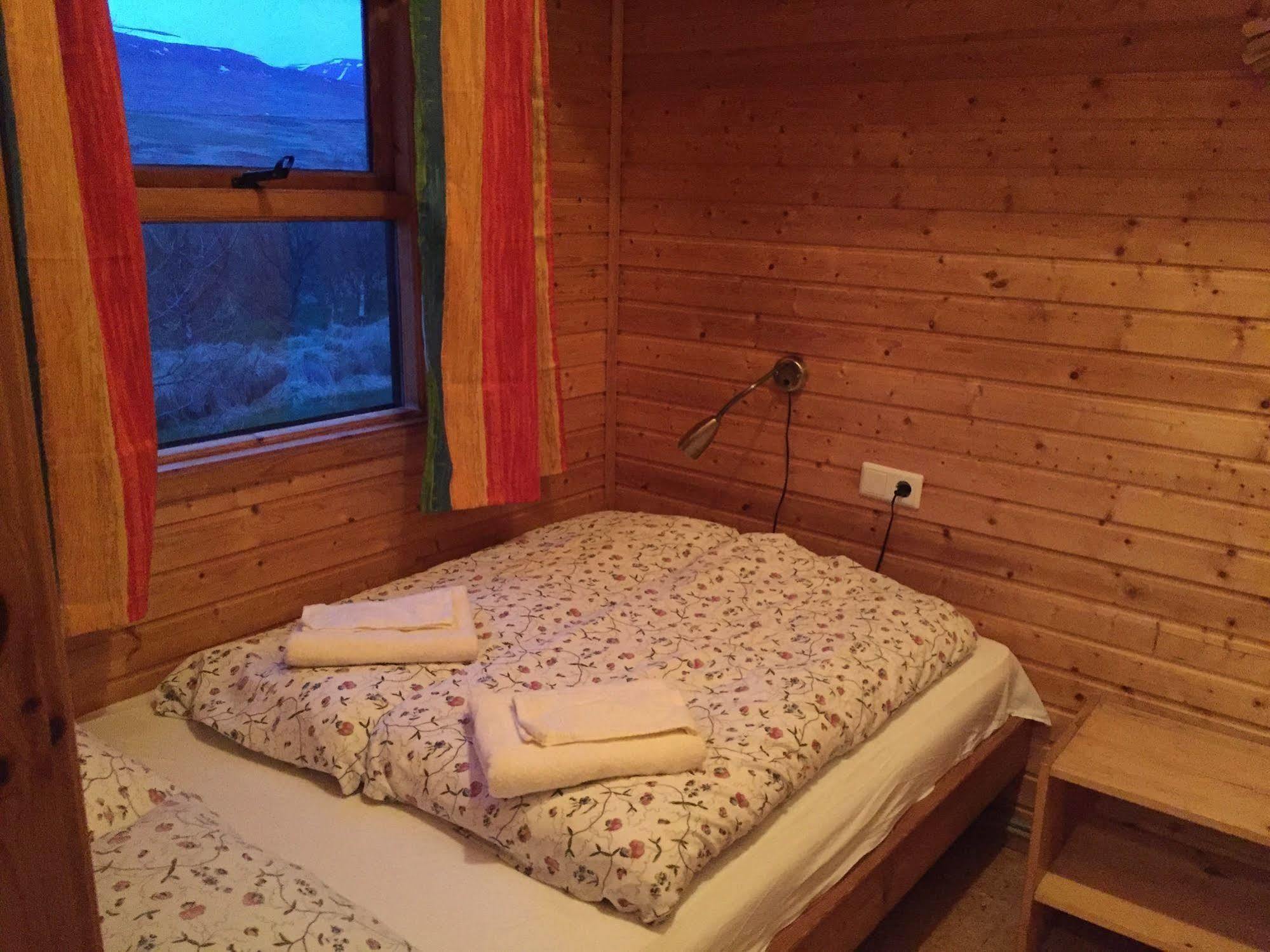 Bakkafloet Guesthouse Вармахлид Экстерьер фото